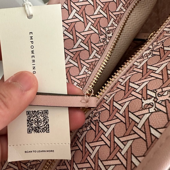 ❌SOLD❌ Tory Burch Tote Bag - Picture 4 of 11